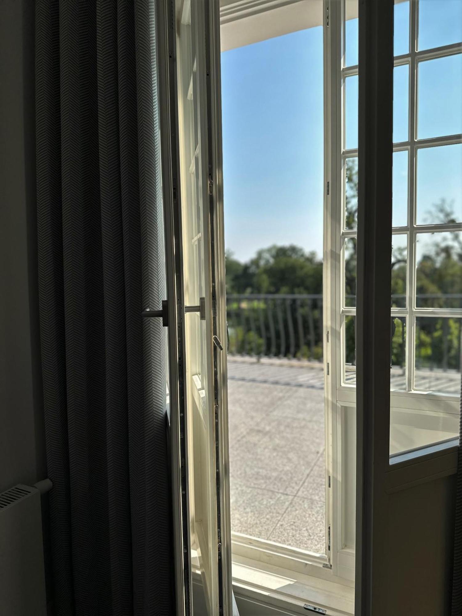 Palac Komierowo Sępólno Krajeńskie Exterior foto